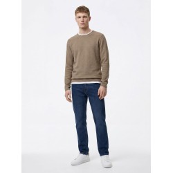 Jeans slim di colore medio...